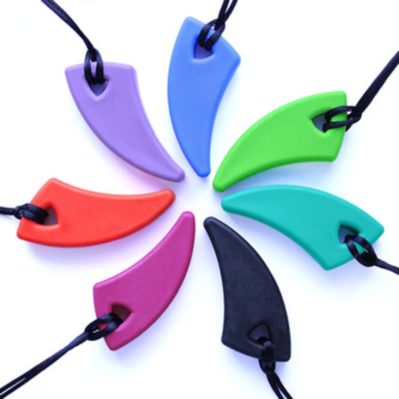 ARK Therapeutic – Saber Tooth Chew Necklace