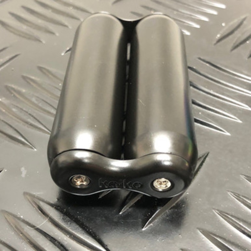 Kaiko Fidgets – Smooth Black Hand Roller in Black Carry Case
