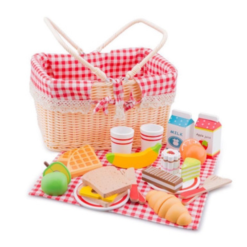 New Classic Toys – Picnic Basket Set
