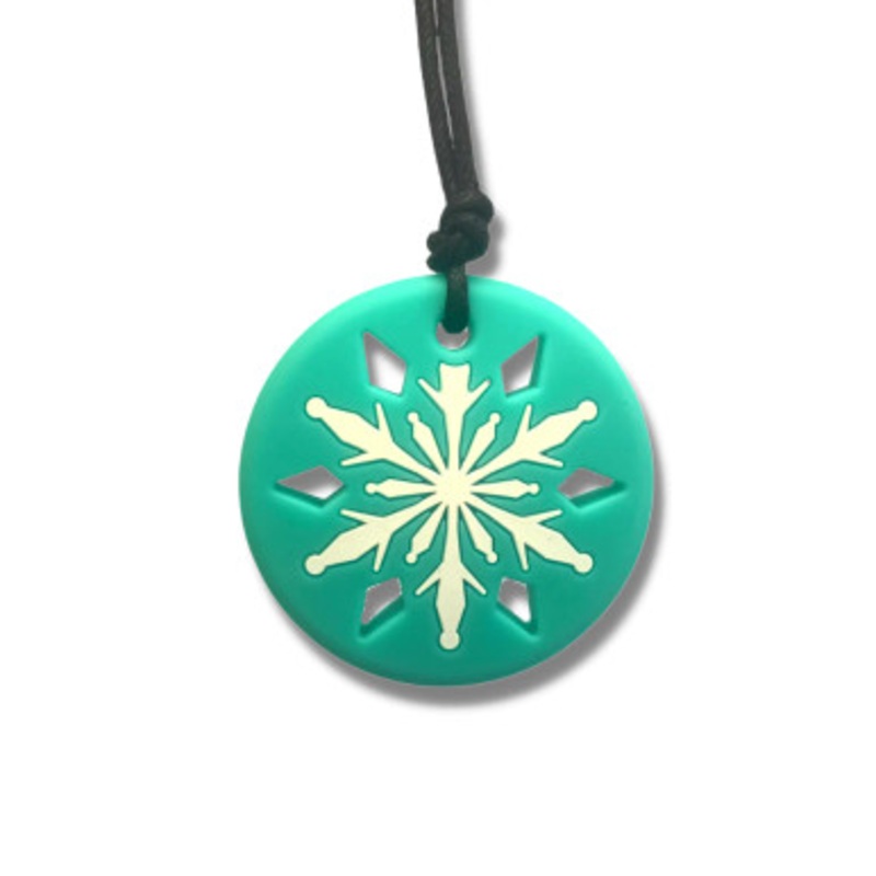 Jellystone Chewelry – Snowflake Pendant – White