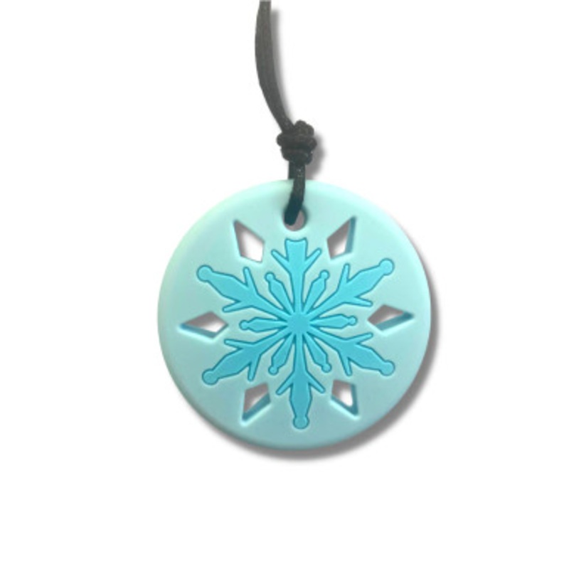 Jellystone Chewelry – Snowflake Pendant – Daylight