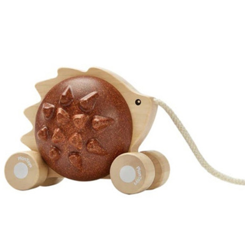 PlanToys – Pull-Along Hedgehog Brown